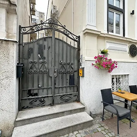 Apartament Royal Underground Belgrad